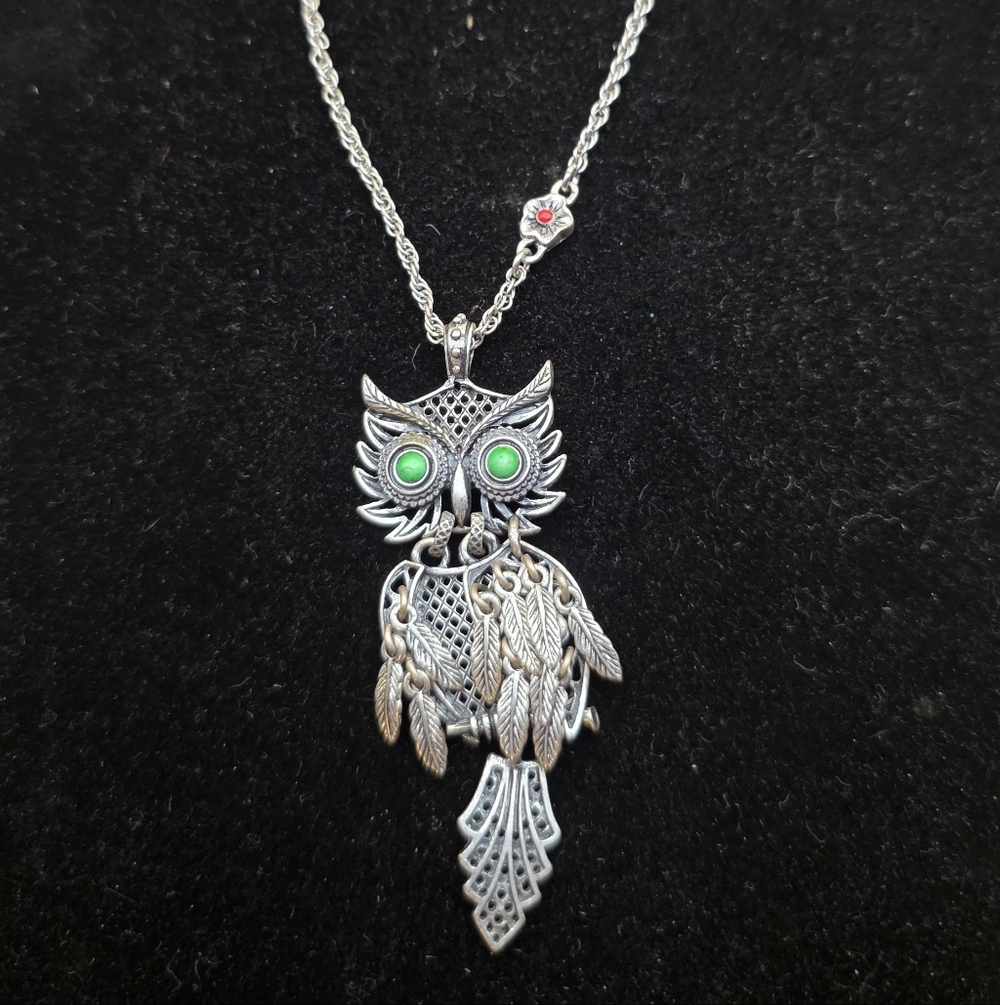 "Dreamcatcher" Articulated Owl Necklace - Picture 2 of 5
